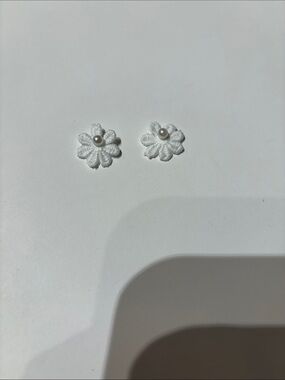 White Floral Pearl Accent Appliqué Pair - Women Other